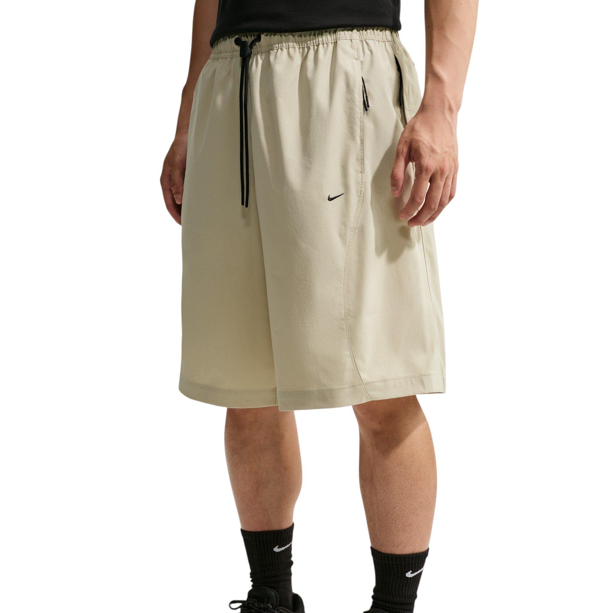 Nike Men's Tech Helios Dri-FIT Shorts - BROWN